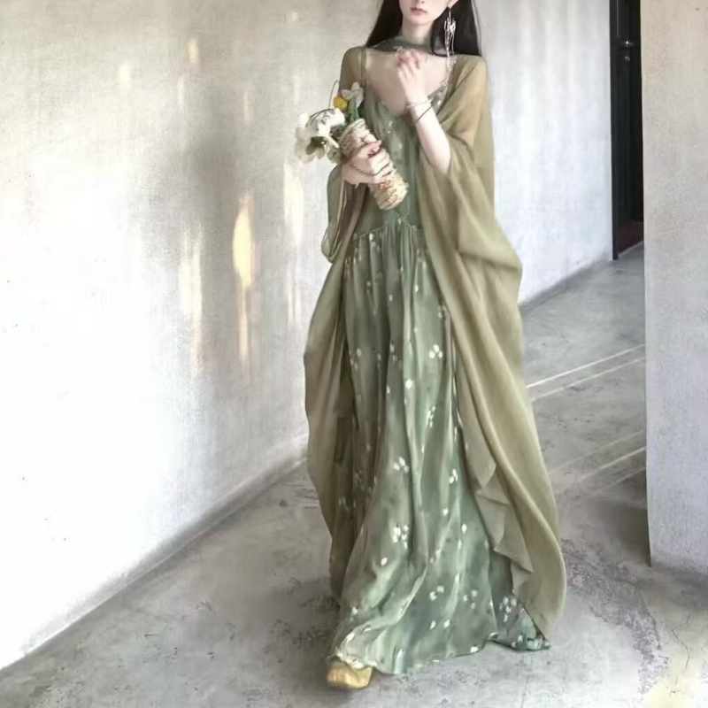 เดรสยาวลายดอกไม้สไตล์วินเทจฝรั - French Vintage Floral Midi Dress บทวิจารณ์และราคา